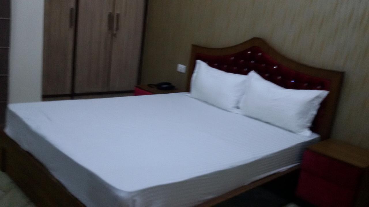Mini-hôtel Royal International 3*